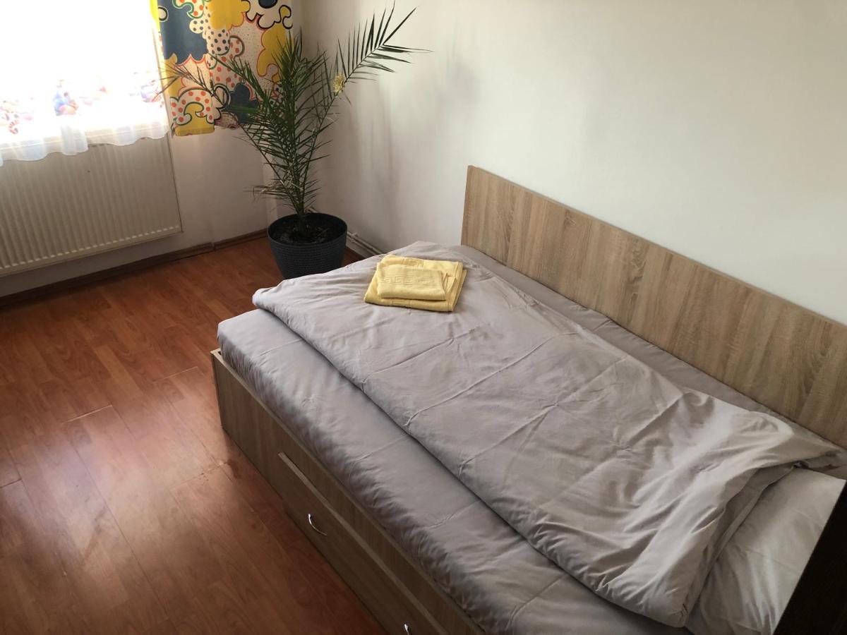 Apartament Magnolia, Piata Gorjului- Metrou Apartment Bucharest Exterior photo